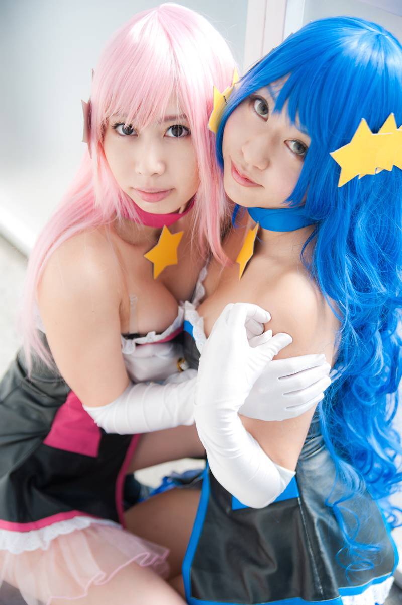 [Cosplay] 双姐妹性感cos制服写真